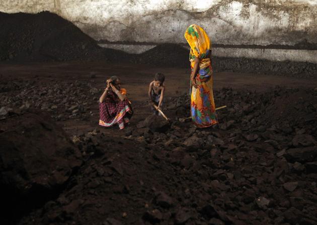 India to Allow International Firms Mine its Coal